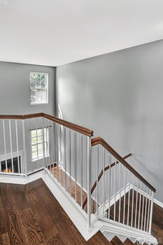 129 Murray Dr, Old Bridge NJ  08857-4205 exterior