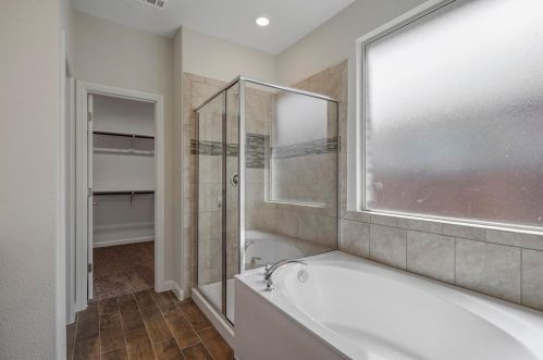 900 Nelson Pl, Burleson TX  76028-6834 exterior