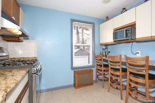 60 Garden St, Teaneck NJ  07666-5919 exterior