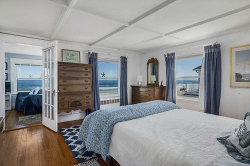 809 Ocean Blvd, Hampton NH  03842-3016 exterior