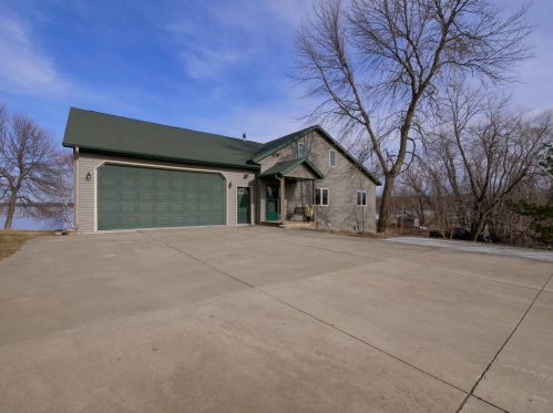 9977 Water Lily Trl, Alex, MN 56308-9084