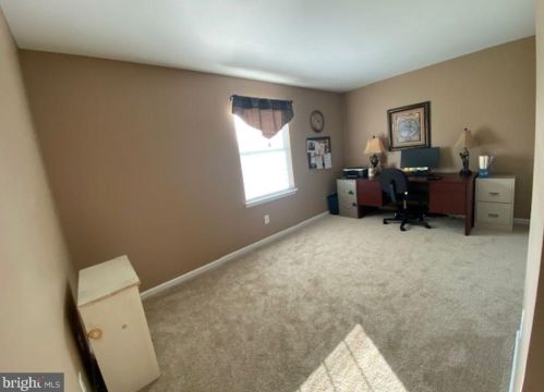 55 Kings Ct, Swedesboro NJ  08085-5033 exterior