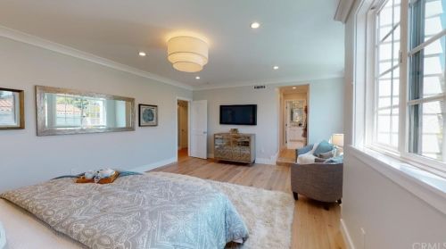 1657 Gates Ave, Manhattan Beach CA  90266-7028 exterior