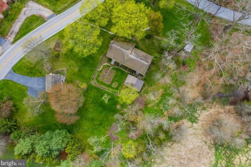 440 Franklin Church Rd, Siddonsburg PA  17019-9766 exterior