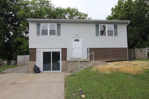 111 Tee St, Florence, KY 41042-1348