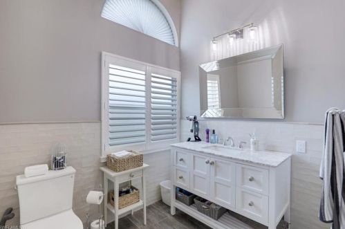 115 Quail Hollow Ct, Naples, FL 34113-7681