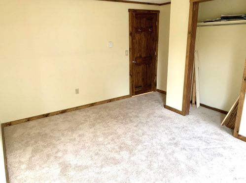 28 Country Side Cir, Belmont NH  03220-4042 exterior