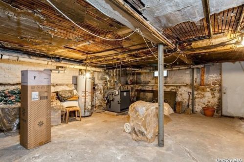 25-88 38th St, Long Island City NY  11103-1631 exterior