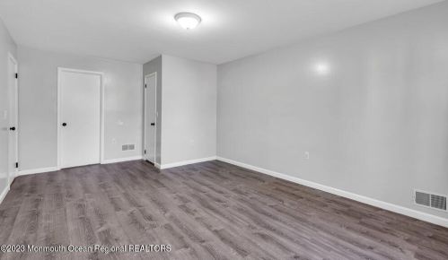 903 Callas Ct, Jackson Twp NJ  08527-4129 exterior