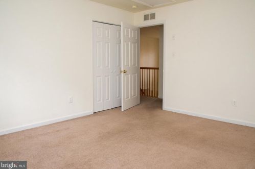 73 Brearly Dr, Erial NJ  08081-4454 exterior