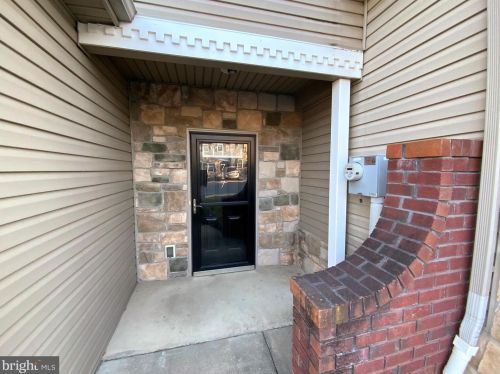 717 82nd St, Harrisburg, PA 17111-5504