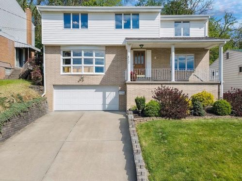 412 Ganlet Dr, Pittsburgh, PA 15227-4406