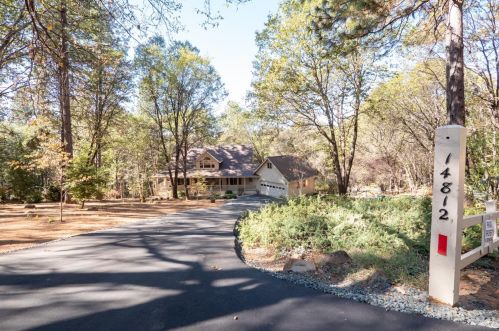 14812 Winding Creek Ct, Grass Valley CA  95949-7514 exterior