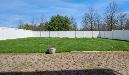 45 Devon Dr, East Brunswick NJ  08816-5329 exterior