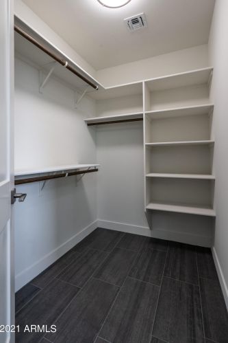 6803 15 St, Phoenix AZ 85040-2321 exterior