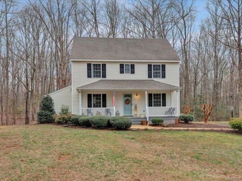 1950 Autumn Oaks Ln, Powhatan, VA 23139-6244