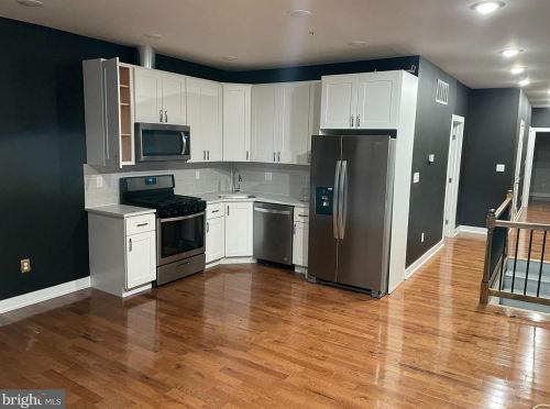 4938 Lancaster Ave, Philadelphia PA  19131-4535 exterior