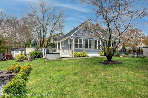 165 Taft Dr, Bricktown NJ  08724-3267 exterior