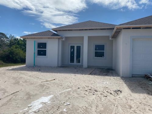 2406 54th Ave, Naples, FL 34120-8414