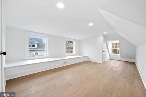 114 Union Ave, Cynwyd PA  19004-3130 exterior