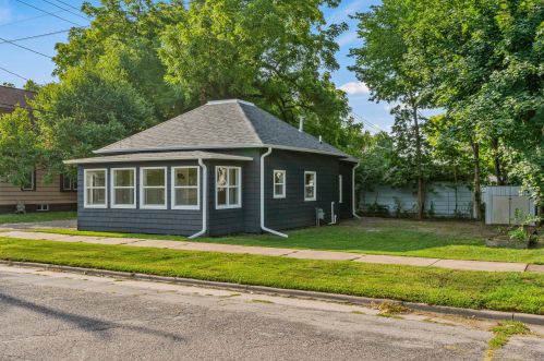 1214 Park Ave, La Crosse WI  54601-5627 exterior