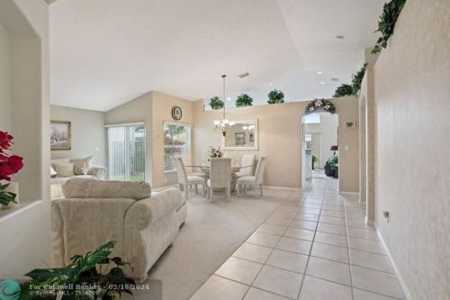 18962 23rd Pl, Hollywood, FL 33029-5341