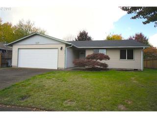 849 Chickadee Ct, Salem, OR 97301-3256