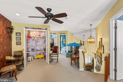 713 Village Ave, Collegeville PA  19426-4168 exterior