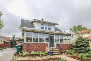 348 Madison St, Waterloo WI  53594-1234 exterior
