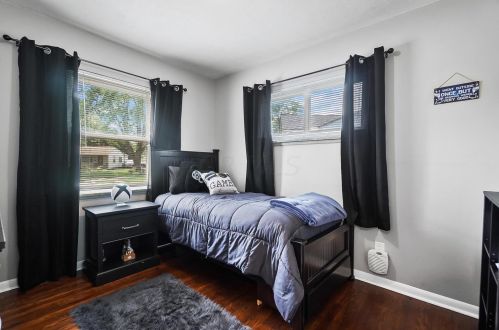 3962 La Rosa Ct, Darbydale OH  43123-2814 exterior