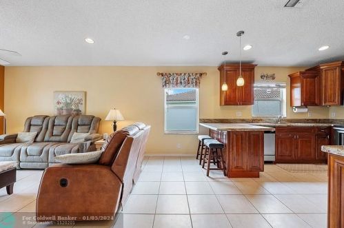 11901 20th St, Hollywood FL  33025-5616 exterior