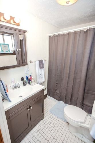 606 Miller St, Latrobe PA  15650-1549 exterior