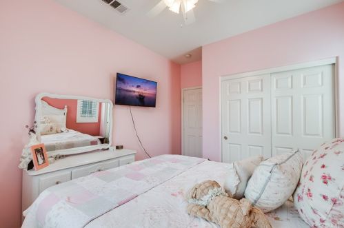 6787 Vanderbilt St, Chino CA  91710-1308 exterior