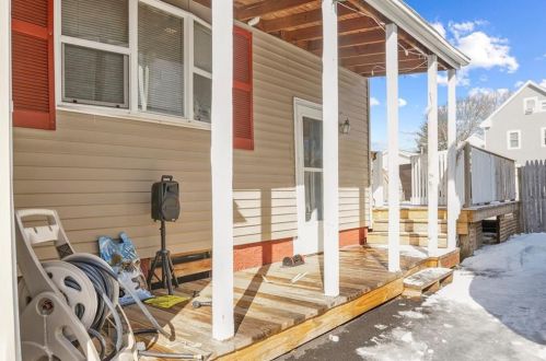 79 Lowell Ave, Providence RI  02909-4621 exterior