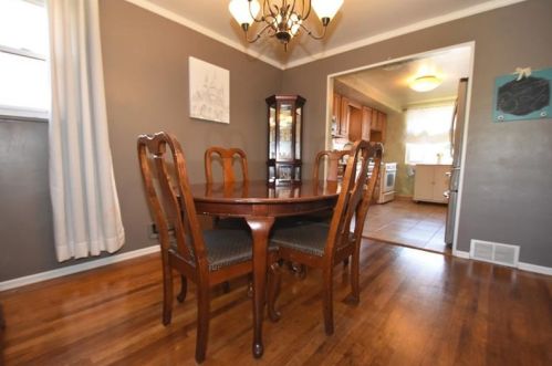 126 Knox St, Bridgeville PA  15017-3018 exterior