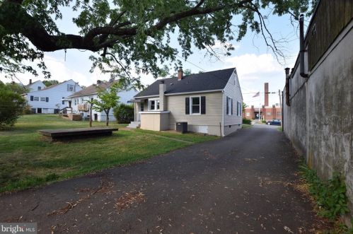 248 Blue Ridge Dr, Madison Mills VA  22960-1738 exterior