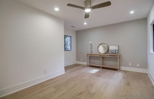 4421 Del Monte Ave, San Diego CA  92107-3607 exterior