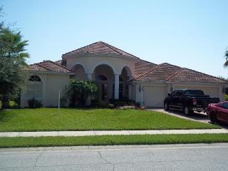 405 148th Ct, Bradenton, FL 34212-5593