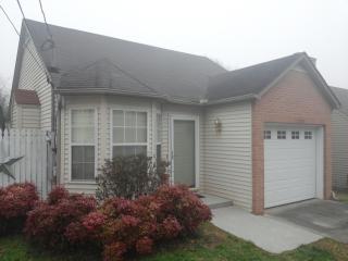 5018 Rowan Rd, Knoxville, TN 37912-3641