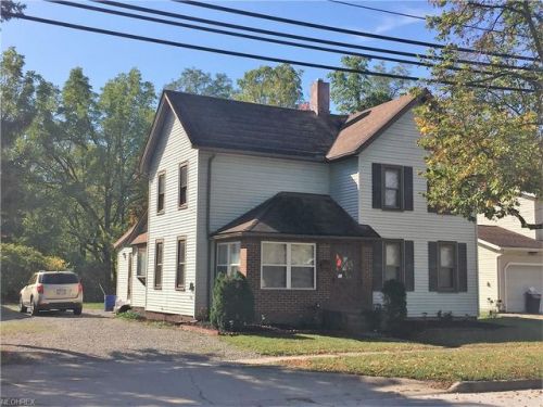 310 Smith Rd, Medina, OH 44256-2634