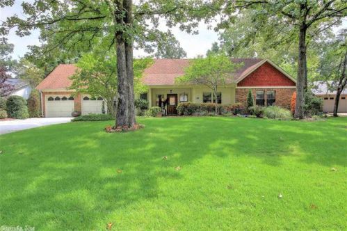 30 Victoria Cir, North Little Rock, AR 72113-6423