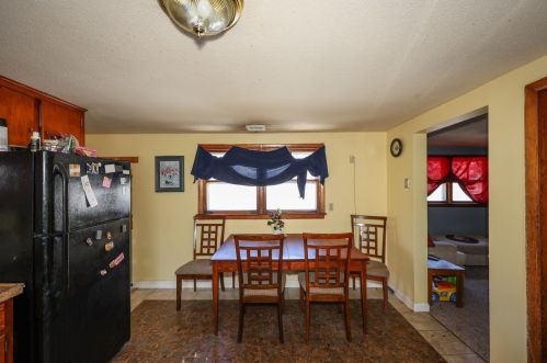 39 Vine St, Nashua NH 03060-3832 exterior