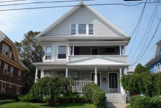 293 Judson Pl, Bridgeport, CT 06610-2918