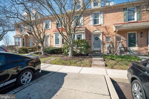 502 Amherst Ct, Harleysville, PA 19438-3090