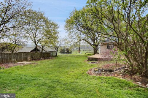 148 Reinholds Rd, Swartzville PA  17569-9654 exterior