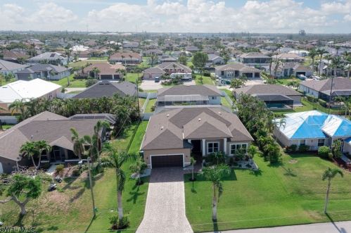 3411 27th Pl, Cape Coral, FL 33914-4831