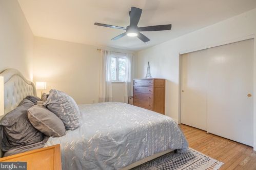 419 Hartford Dr, Riverton NJ  08077-4021 exterior