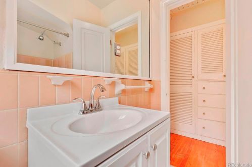 1060 Steele St, Denver CO  80206-3420 exterior