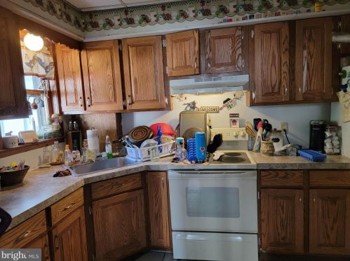 41 Main St, Paradise Park, PA 17068-9602