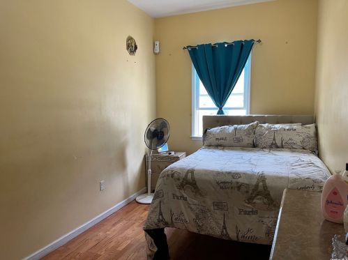 80 11 St, Huntington Station NY 11746-1729 exterior